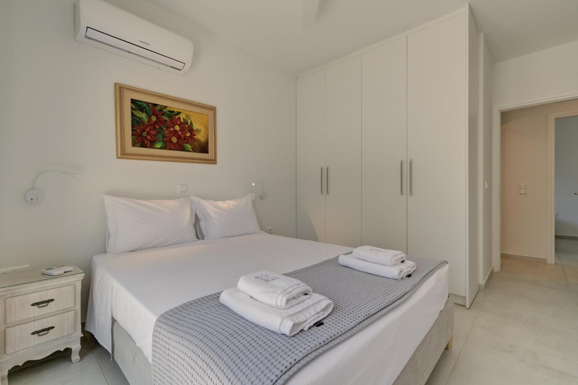 플로마리언 Ouzo Stone House 1 With Private Pool 빌라 외부 사진