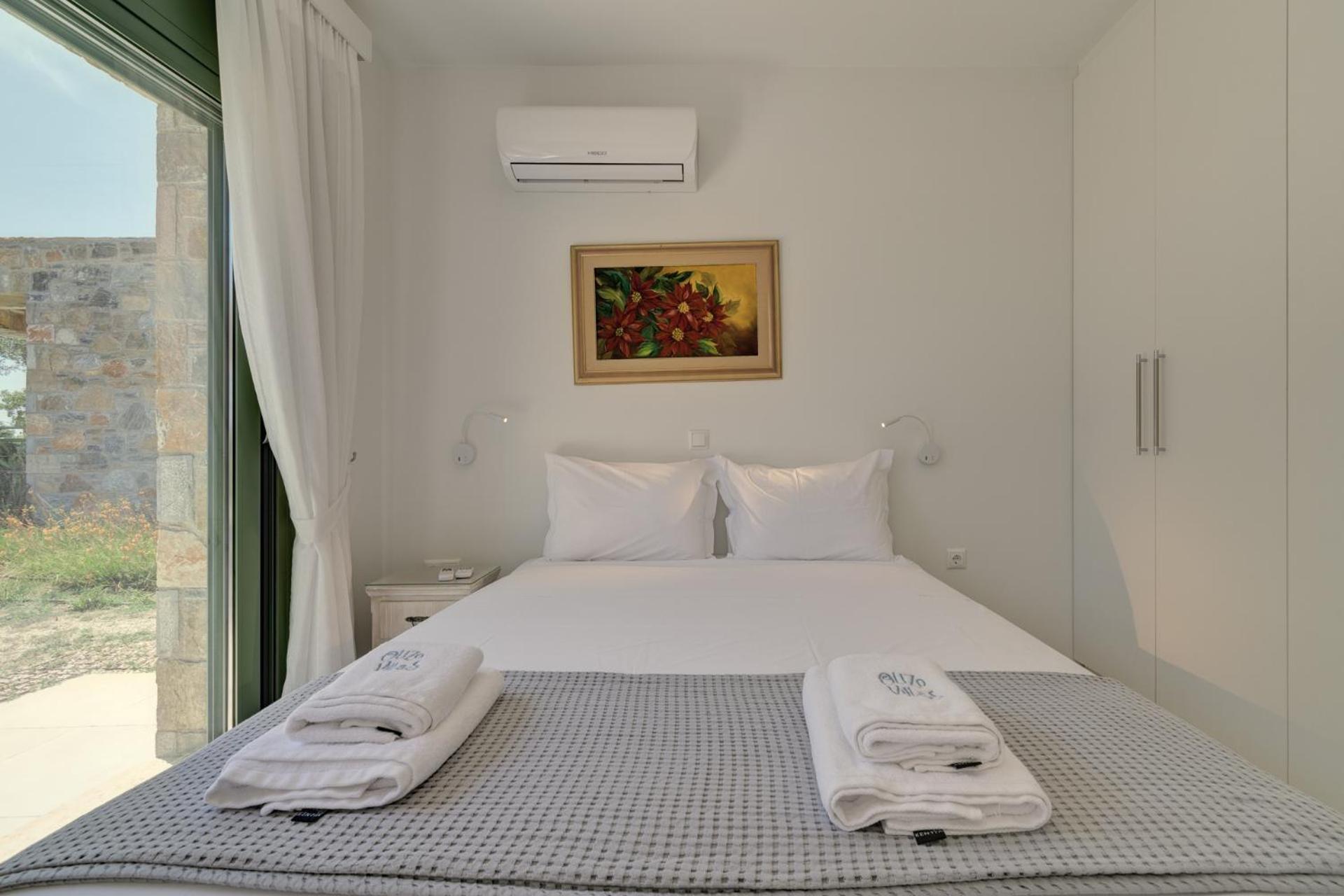 플로마리언 Ouzo Stone House 1 With Private Pool 빌라 외부 사진