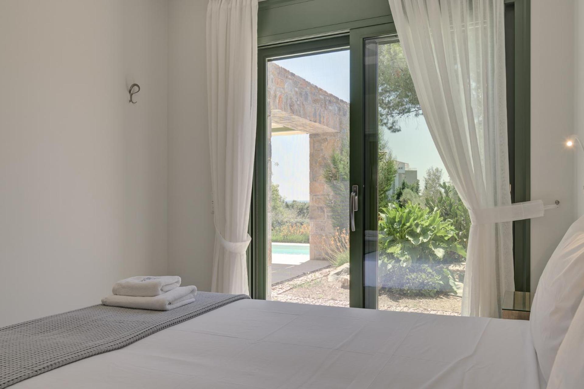 플로마리언 Ouzo Stone House 1 With Private Pool 빌라 외부 사진